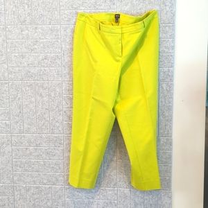 Rafaela Capri pants size 16 lime green